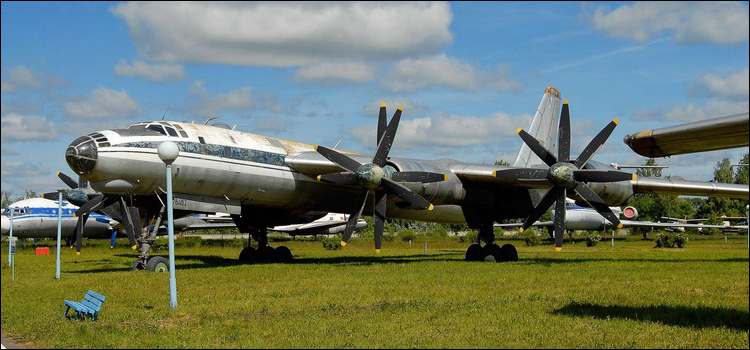 Самолет Ту-114. Забытый флагман. Самолет Ту-114. Забытый флагман.