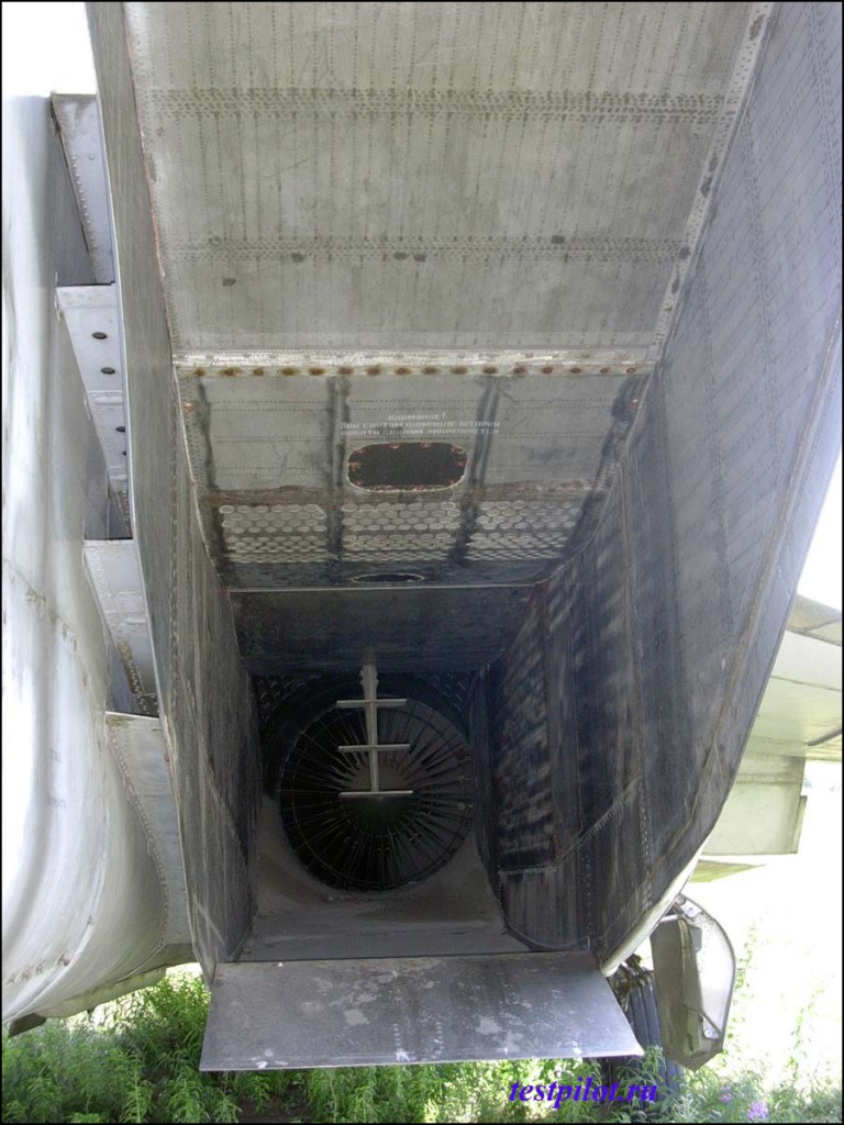 О входных устройствах ГТД...